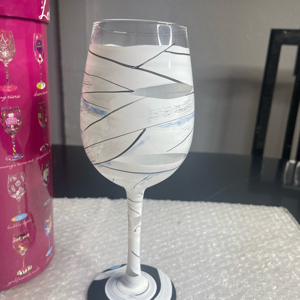 Lolita “mummy” wine glass - Picture 3 of 5
